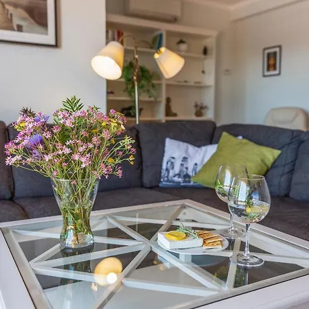 Vila Countryside W Panoramic View, Roof Terrace, Private Garden & Pool