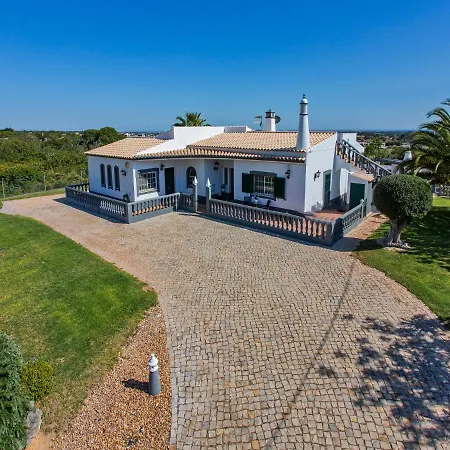 Vila Countryside W Panoramic View, Roof Terrace, Private Garden & Pool *