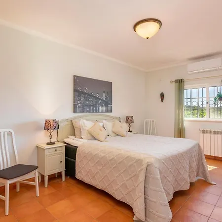 Countryside W Panoramic View, Roof Terrace, Private Garden & Pool Βίλα Λουλέ